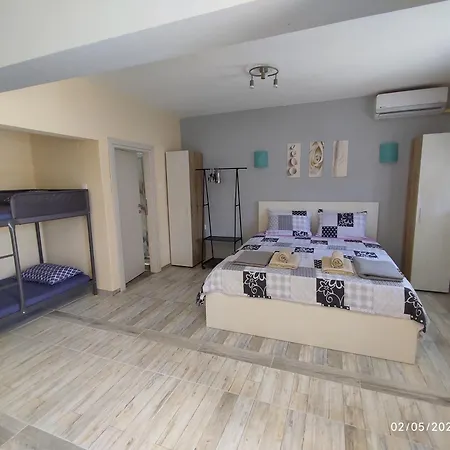 Apartment Johanna's Near The Sea - Olivia